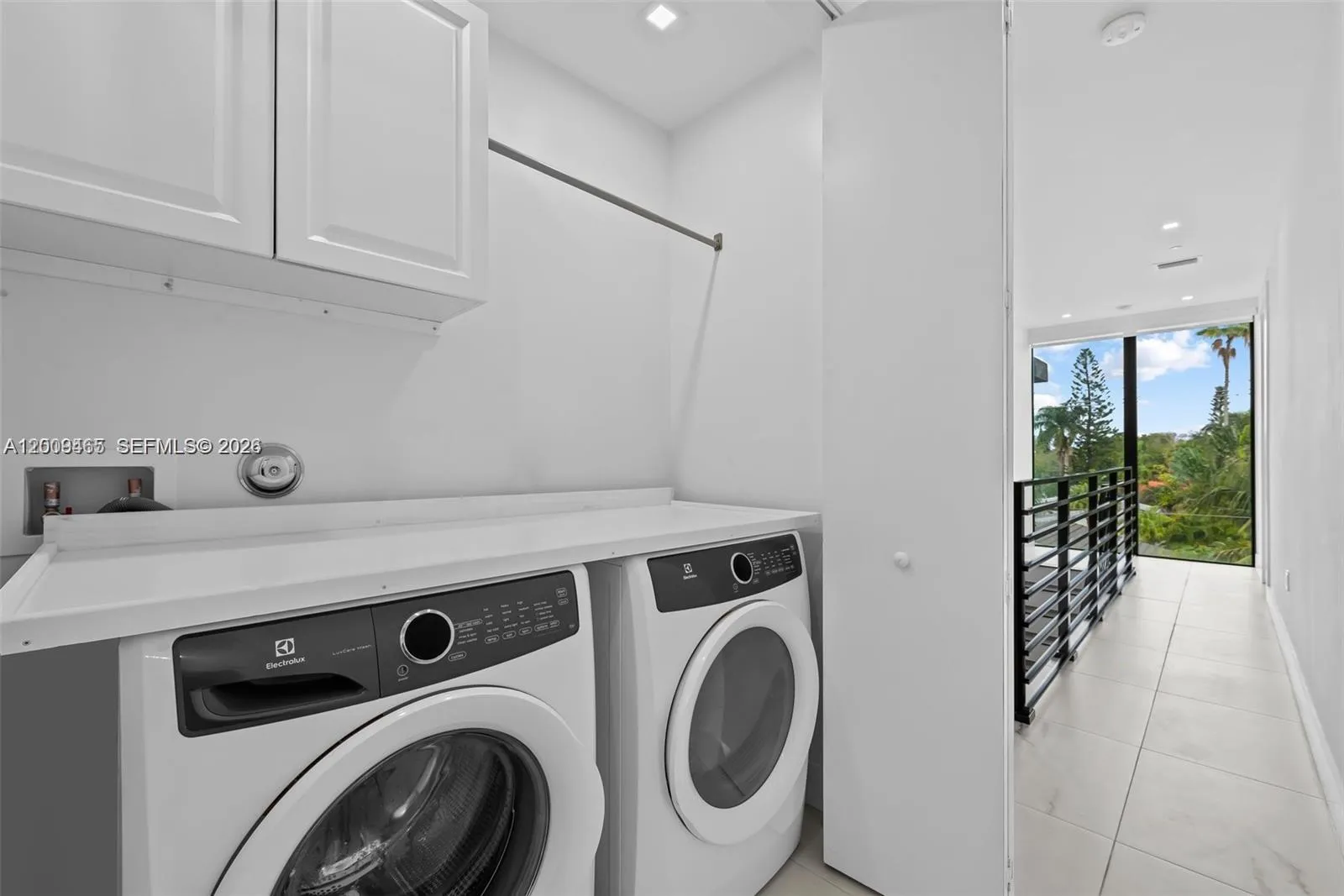 1056 N Victoria Park Rd, Fort Lauderdale, Florida, Fort Lauderdale, Florida 33304, 3 Bedrooms Bedrooms, ,3 BathroomsBathrooms,Residential,For Sale,1056 N Victoria Park Rd, Fort Lauderdale, Florida ,A12009465