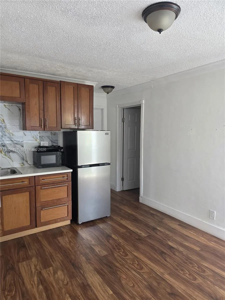 8398 West 14 Ave A, Hialeah, Florida 33014, Hialeah, Florida 33014, 1 Bedroom Bedrooms, ,1 BathroomBathrooms,Residential Lease,For Rent,8398 West 14 Ave A, Hialeah, Florida 33014,A12009497