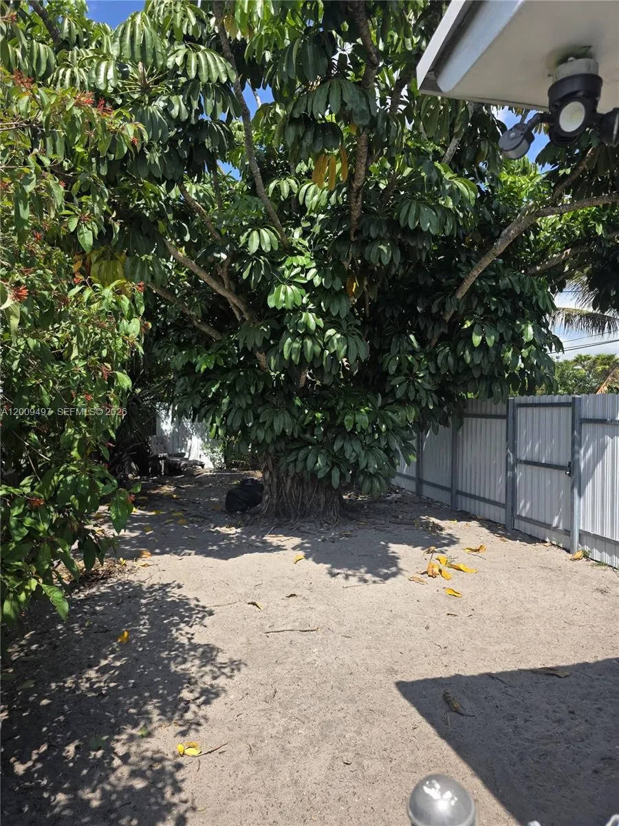 8398 West 14 Ave A, Hialeah, Florida 33014, Hialeah, Florida 33014, 1 Bedroom Bedrooms, ,1 BathroomBathrooms,Residential Lease,For Rent,8398 West 14 Ave A, Hialeah, Florida 33014,A12009497