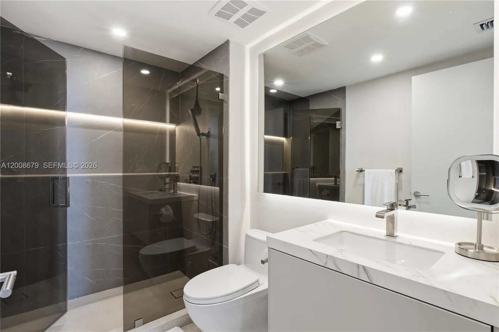 17875 Collins Ave 3906, Sunny Isles Beach, Florida, Sunny Isles Beach, Florida 33160, 3 Bedrooms Bedrooms, ,4 BathroomsBathrooms,Residential,For Sale,17875 Collins Ave 3906, Sunny Isles Beach, Florida,A12008679
