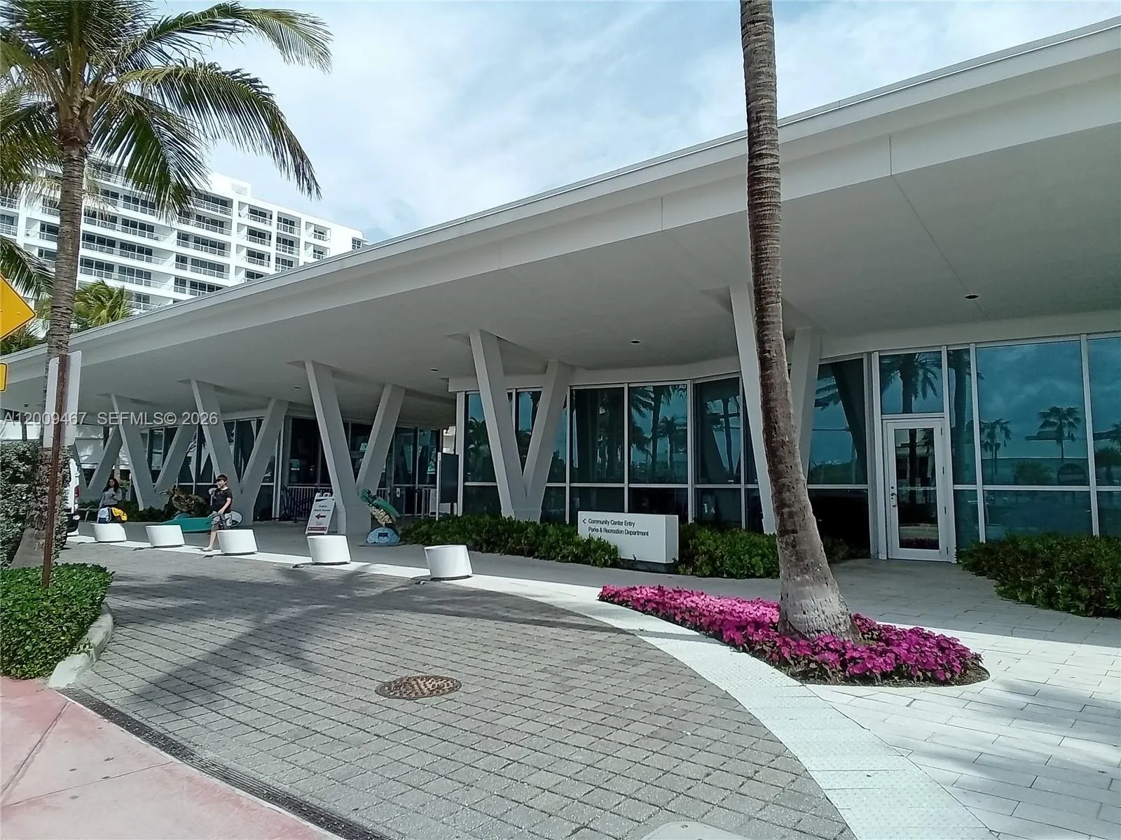 Surfside Community Center/Pool