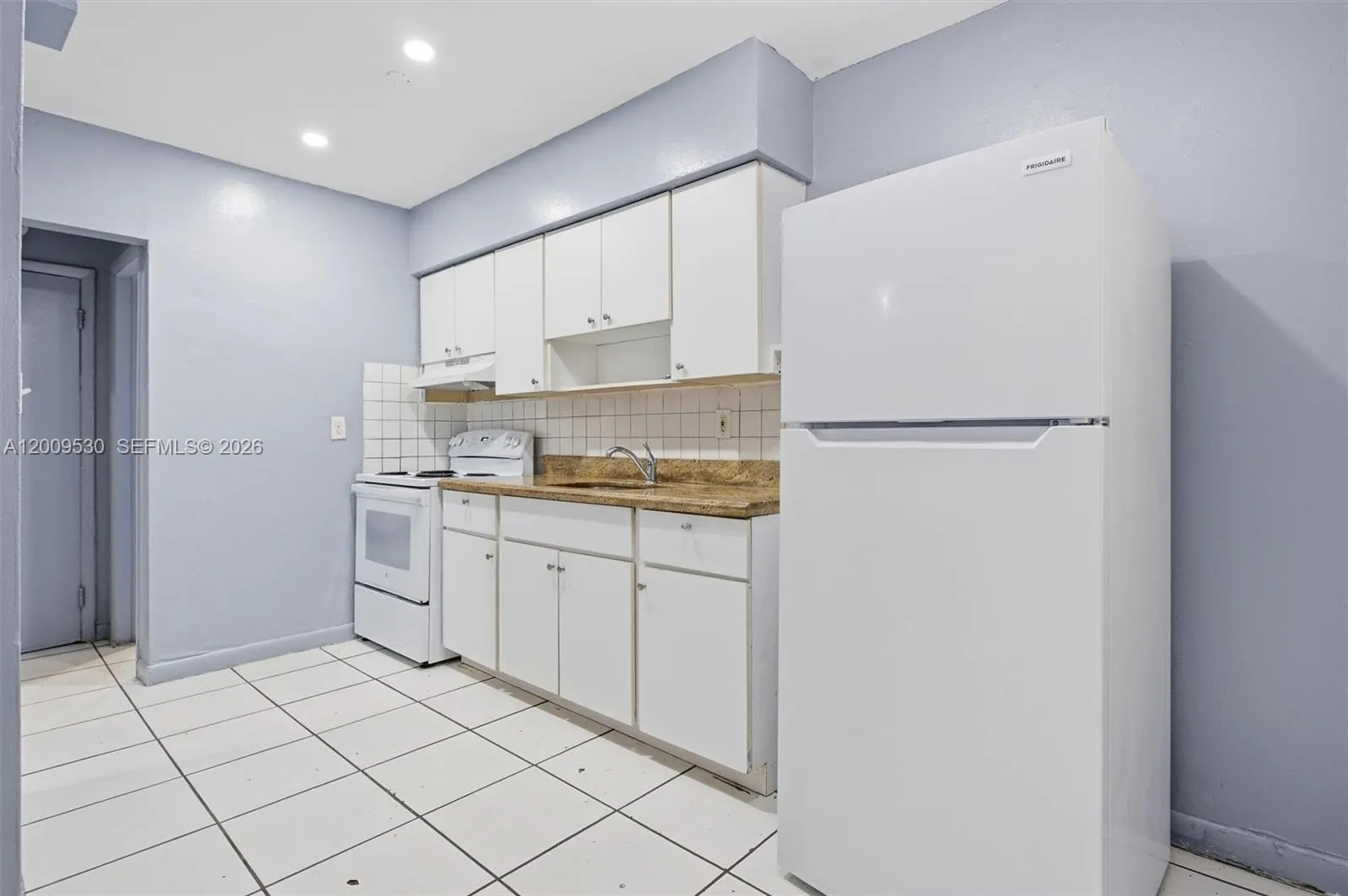 16030 Ne 19th Pl, North Miami Beach, Florida 33162, North Miami Beach, Florida 33162, ,Residential Income,For Sale,16030 Ne 19th Pl, North Miami Beach, Florida 33162,A12009530