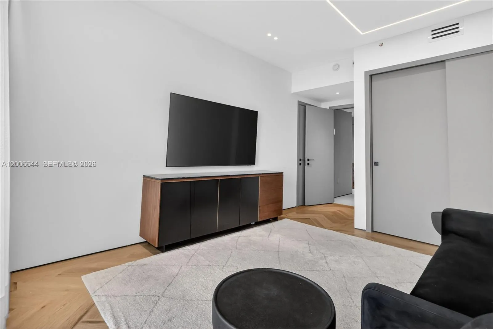 4100 Island Blvd 904, Aventura, Florida 33160, Aventura, Florida 33160, 3 Bedrooms Bedrooms, ,3 BathroomsBathrooms,Residential,For Sale,4100 Island Blvd 904, Aventura, Florida 33160,A12006644