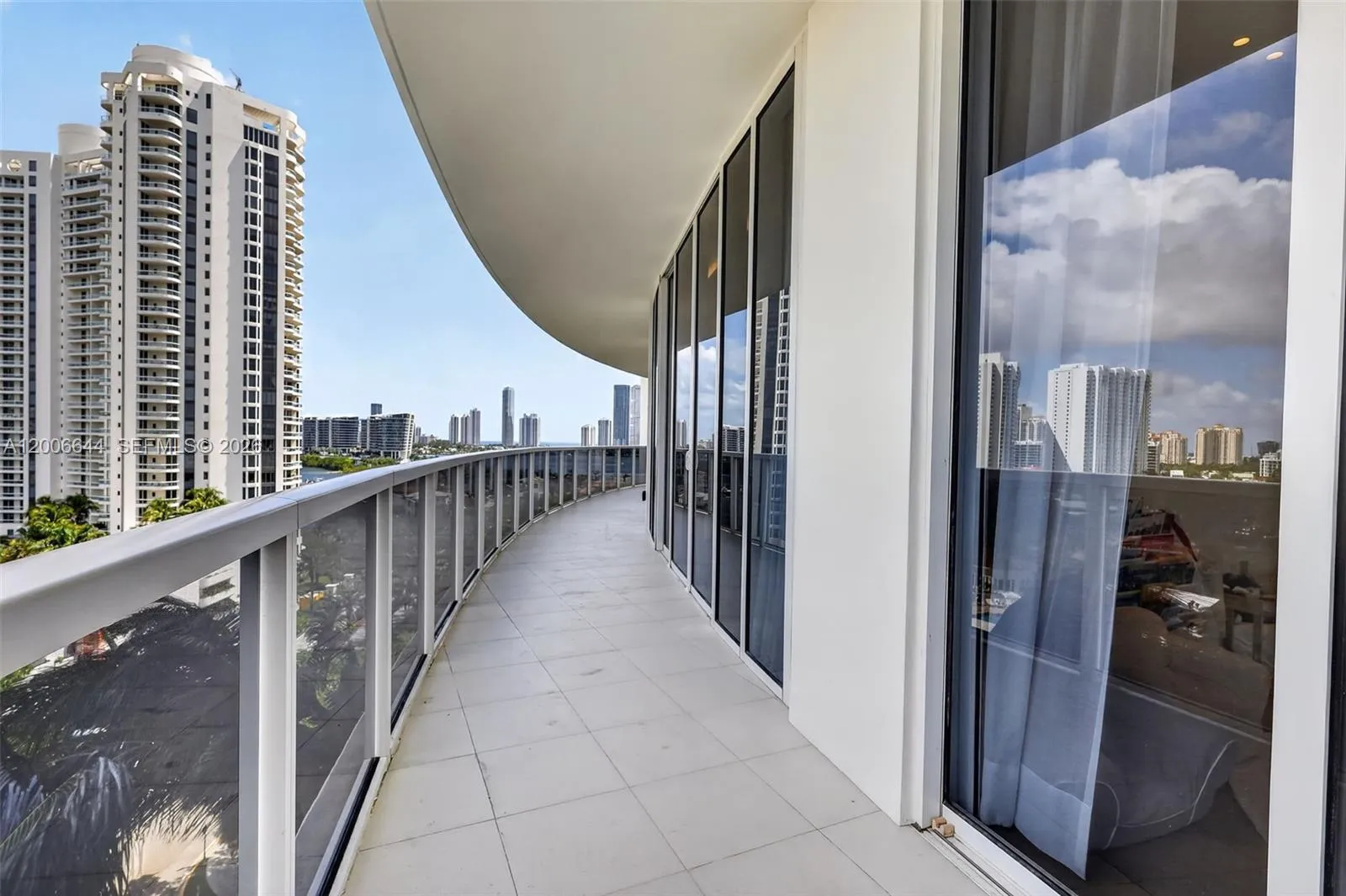 4100 Island Blvd 904, Aventura, Florida 33160, Aventura, Florida 33160, 3 Bedrooms Bedrooms, ,3 BathroomsBathrooms,Residential,For Sale,4100 Island Blvd 904, Aventura, Florida 33160,A12006644