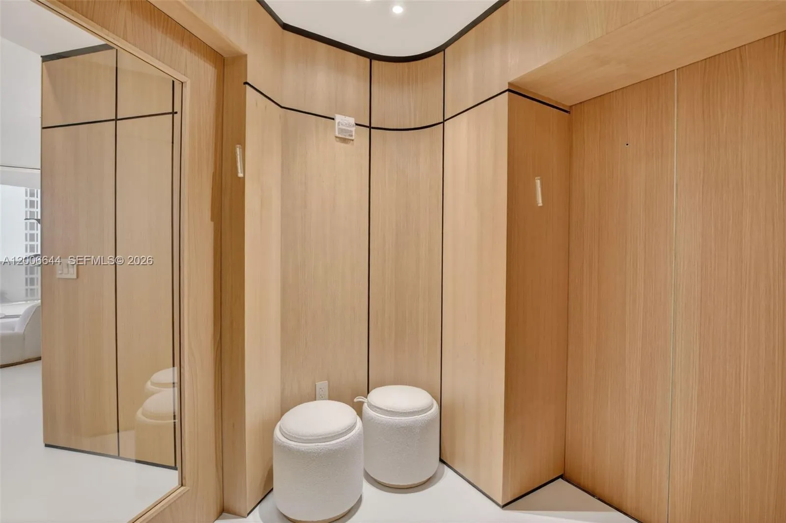 4100 Island Blvd 904, Aventura, Florida 33160, Aventura, Florida 33160, 3 Bedrooms Bedrooms, ,3 BathroomsBathrooms,Residential,For Sale,4100 Island Blvd 904, Aventura, Florida 33160,A12006644