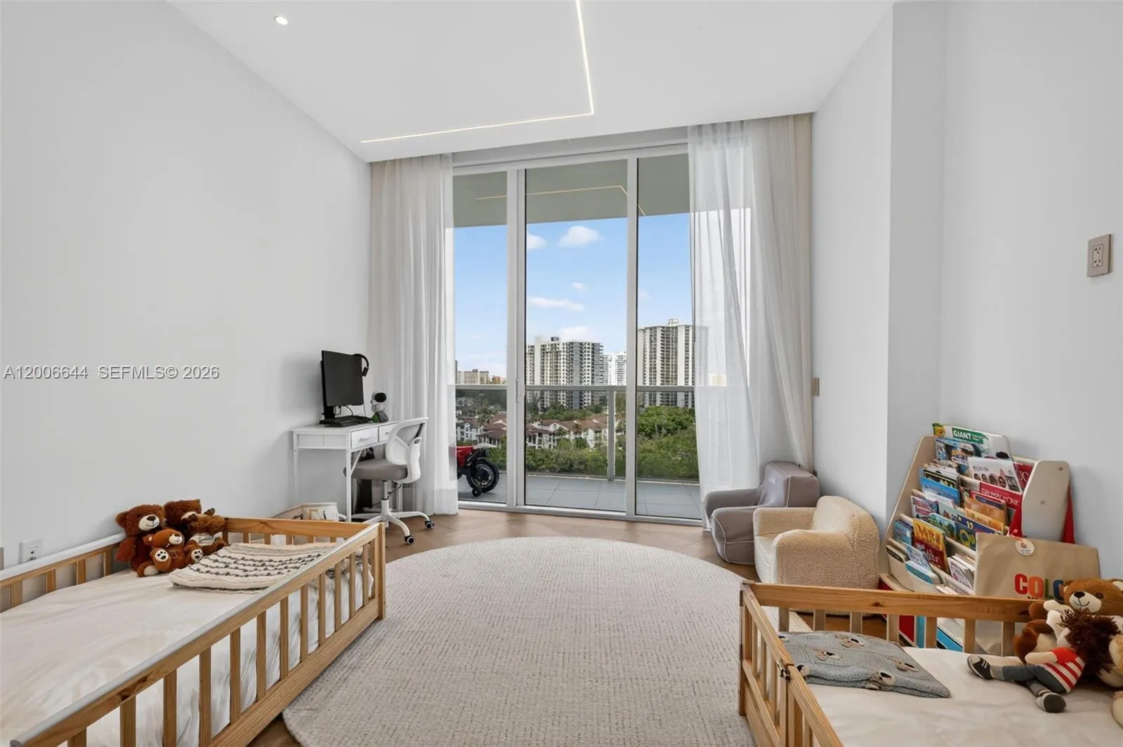 4100 Island Blvd 904, Aventura, Florida 33160, Aventura, Florida 33160, 3 Bedrooms Bedrooms, ,3 BathroomsBathrooms,Residential,For Sale,4100 Island Blvd 904, Aventura, Florida 33160,A12006644