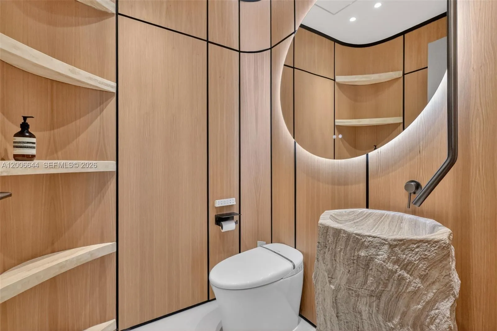 4100 Island Blvd 904, Aventura, Florida 33160, Aventura, Florida 33160, 3 Bedrooms Bedrooms, ,3 BathroomsBathrooms,Residential,For Sale,4100 Island Blvd 904, Aventura, Florida 33160,A12006644