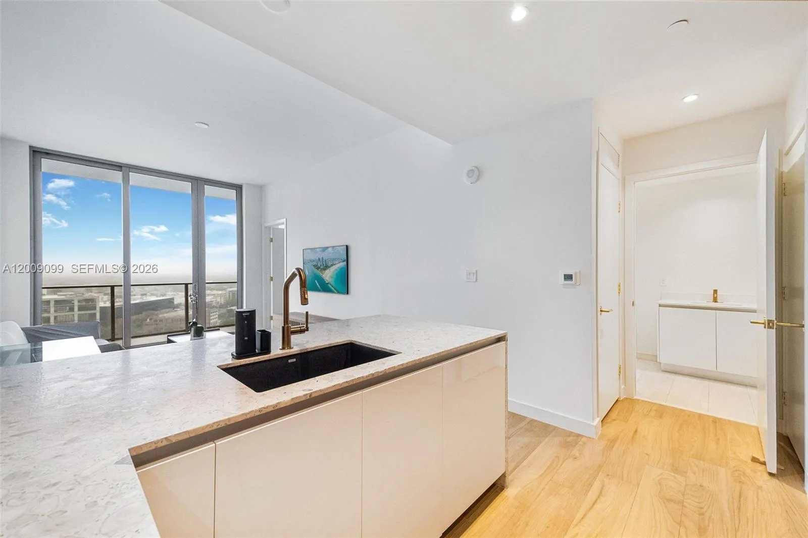 2678 Tigertail 1603, Miami, Florida 33133, Miami, Florida 33133, 2 Bedrooms Bedrooms, ,2 BathroomsBathrooms,Residential,For Sale,2678 Tigertail 1603, Miami, Florida 33133,A12009099