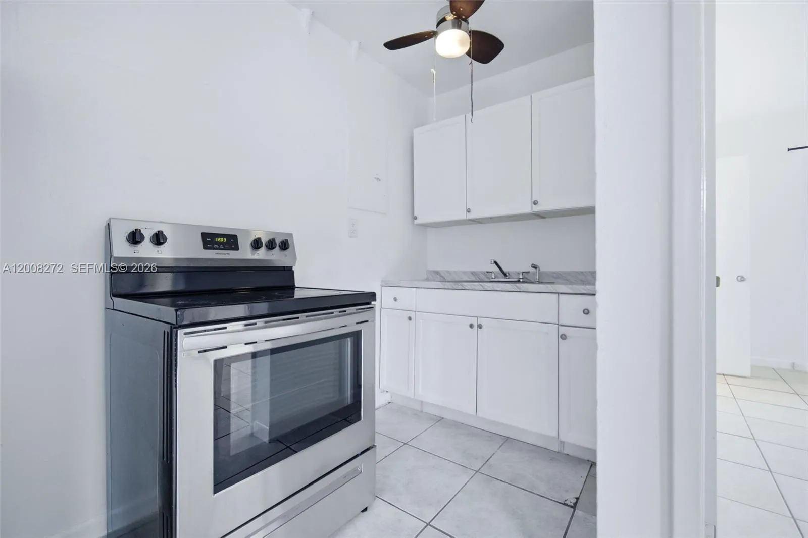 823 Nw 9th St, Hallandale Beach, Florida 33009, Hallandale Beach, Florida 33009, ,Residential Income,For Sale,823 Nw 9th St, Hallandale Beach, Florida 33009,A12008272
