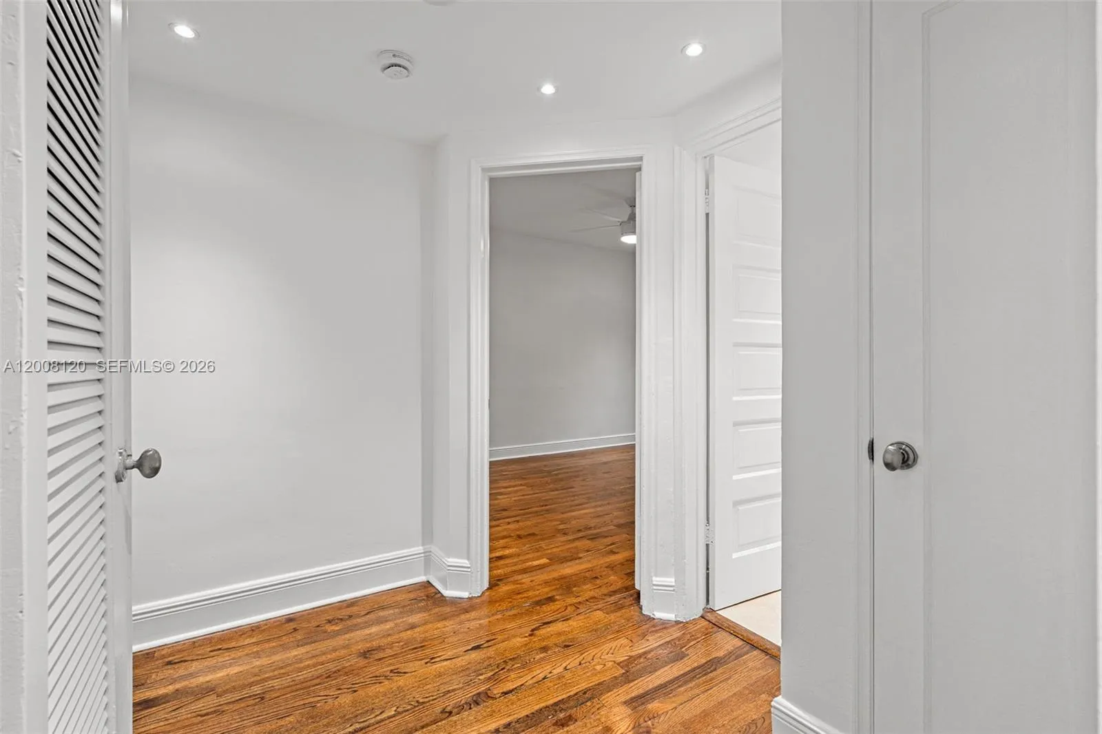 3500 Ponce De Leon Blvd Lower, Coral Gables, Flori, Coral Gables, Florida 33134, 3 Bedrooms Bedrooms, ,2 BathroomsBathrooms,Residential Lease,For Rent,3500 Ponce De Leon Blvd Lower, Coral Gables, Flori,A12008120