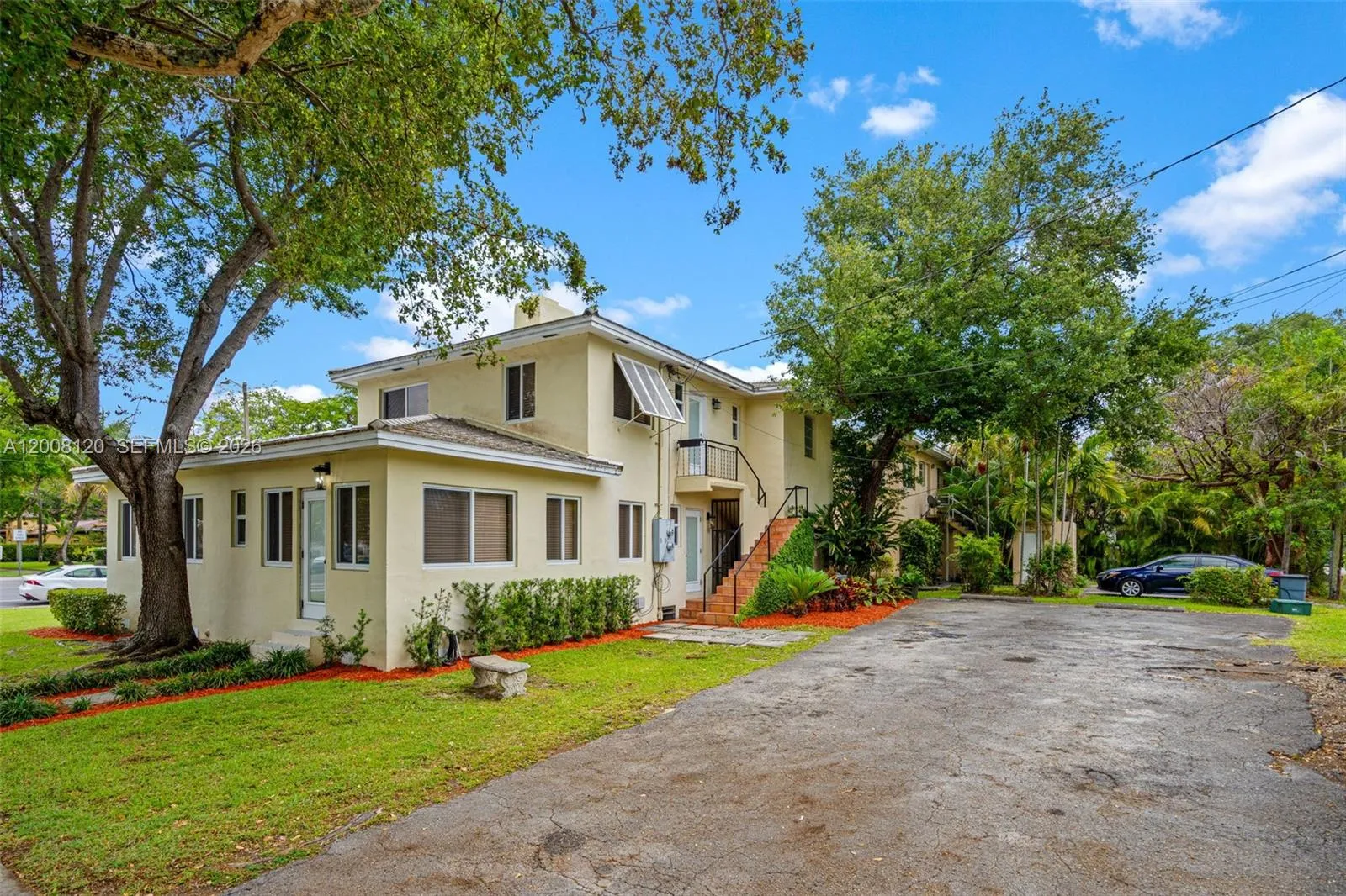 3500 Ponce De Leon Blvd Lower, Coral Gables, Flori, Coral Gables, Florida 33134, 3 Bedrooms Bedrooms, ,2 BathroomsBathrooms,Residential Lease,For Rent,3500 Ponce De Leon Blvd Lower, Coral Gables, Flori,A12008120
