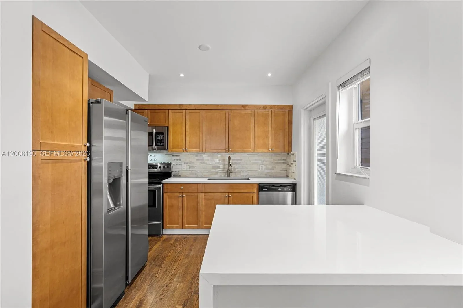 3500 Ponce De Leon Blvd Lower, Coral Gables, Flori, Coral Gables, Florida 33134, 3 Bedrooms Bedrooms, ,2 BathroomsBathrooms,Residential Lease,For Rent,3500 Ponce De Leon Blvd Lower, Coral Gables, Flori,A12008120