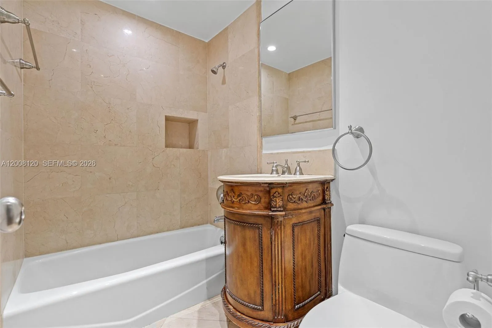 3500 Ponce De Leon Blvd Lower, Coral Gables, Flori, Coral Gables, Florida 33134, 3 Bedrooms Bedrooms, ,2 BathroomsBathrooms,Residential Lease,For Rent,3500 Ponce De Leon Blvd Lower, Coral Gables, Flori,A12008120