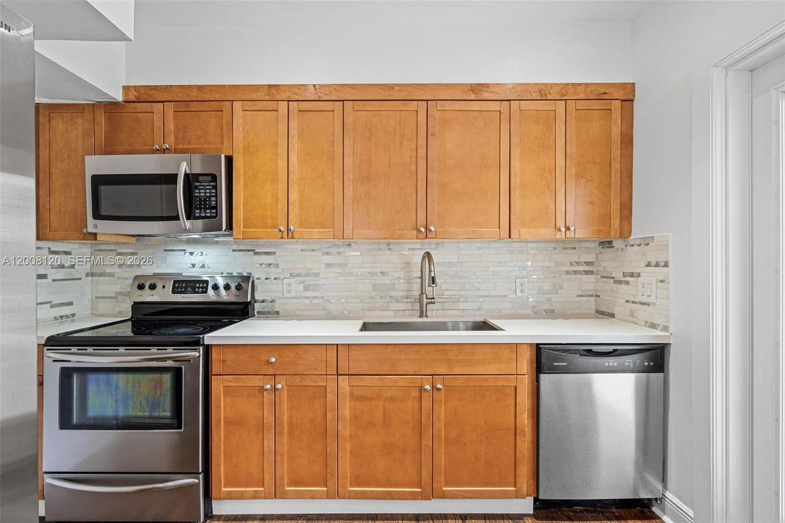3500 Ponce De Leon Blvd Lower, Coral Gables, Flori, Coral Gables, Florida 33134, 3 Bedrooms Bedrooms, ,2 BathroomsBathrooms,Residential Lease,For Rent,3500 Ponce De Leon Blvd Lower, Coral Gables, Flori,A12008120