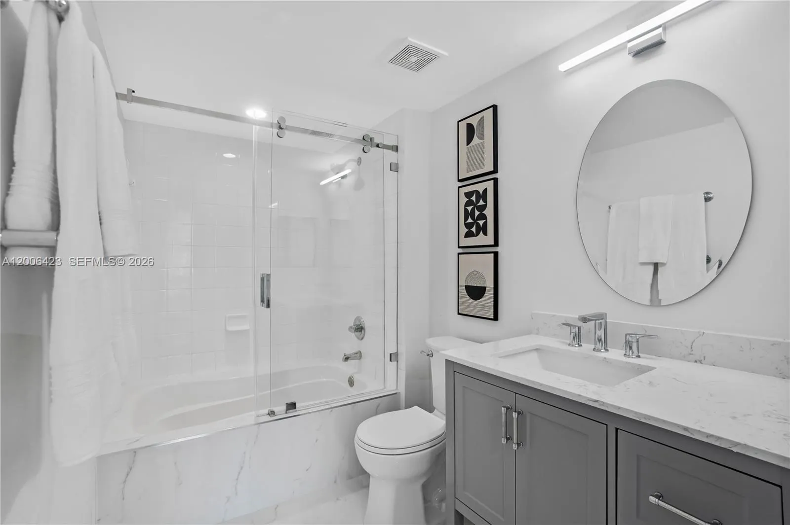 1155 Brickell Bay Dr 2003, Miami, Florida 33131, Miami, Florida 33131, 2 Bedrooms Bedrooms, ,2 BathroomsBathrooms,Residential,For Sale,1155 Brickell Bay Dr 2003, Miami, Florida 33131,A12006423