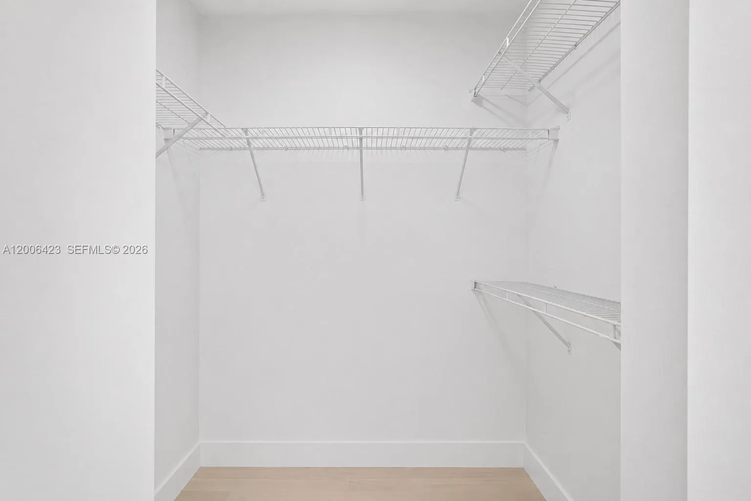 1155 Brickell Bay Dr 2003, Miami, Florida 33131, Miami, Florida 33131, 2 Bedrooms Bedrooms, ,2 BathroomsBathrooms,Residential,For Sale,1155 Brickell Bay Dr 2003, Miami, Florida 33131,A12006423