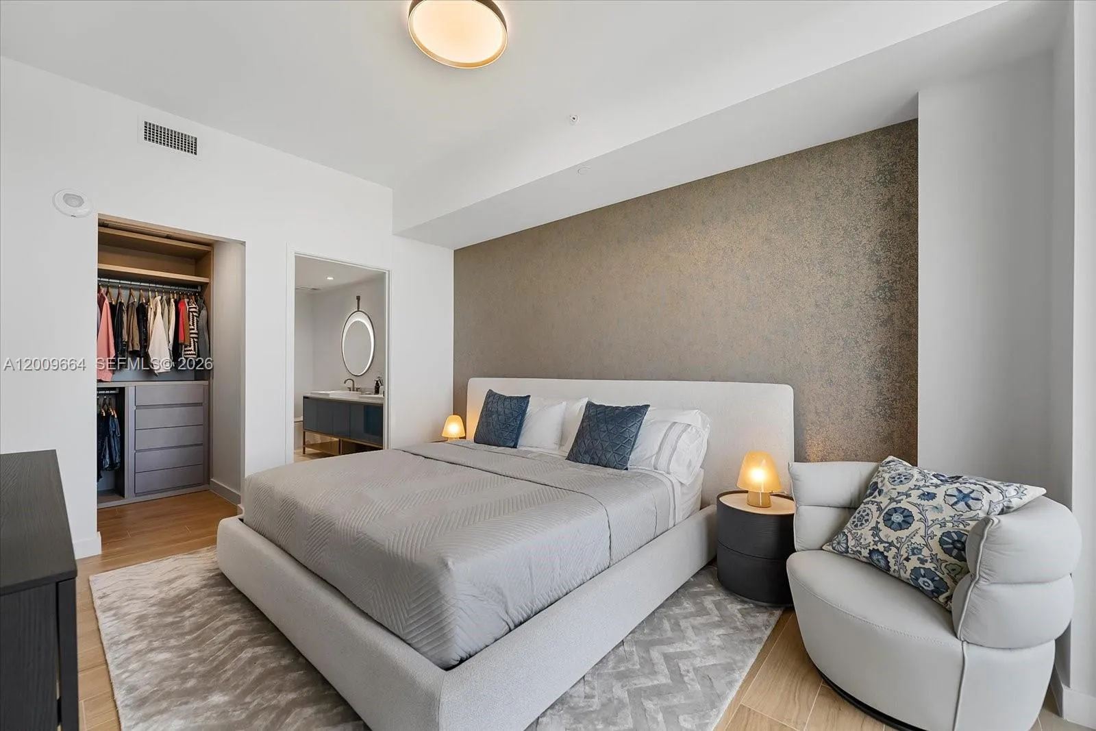 2678 Tigertail Ave 1703, Miami, Florida 33133, Miami, Florida 33133, 2 Bedrooms Bedrooms, ,2 BathroomsBathrooms,Residential Lease,For Rent,2678 Tigertail Ave 1703, Miami, Florida 33133,A12009664