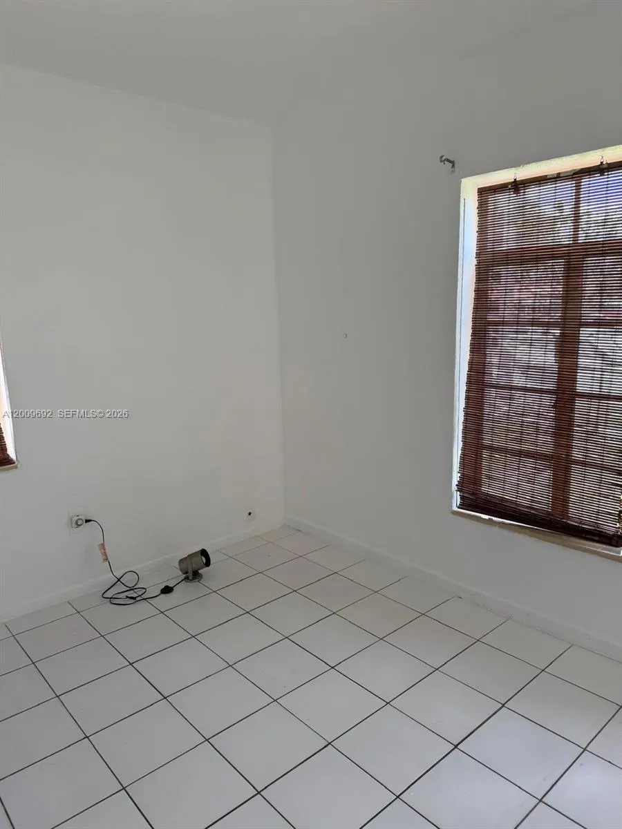 3100 Sw 13th St 1, Miami, Florida 33145, Miami, Florida 33145, 2 Bedrooms Bedrooms, ,1 BathroomBathrooms,Residential Lease,For Rent,3100 Sw 13th St 1, Miami, Florida 33145,A12009692