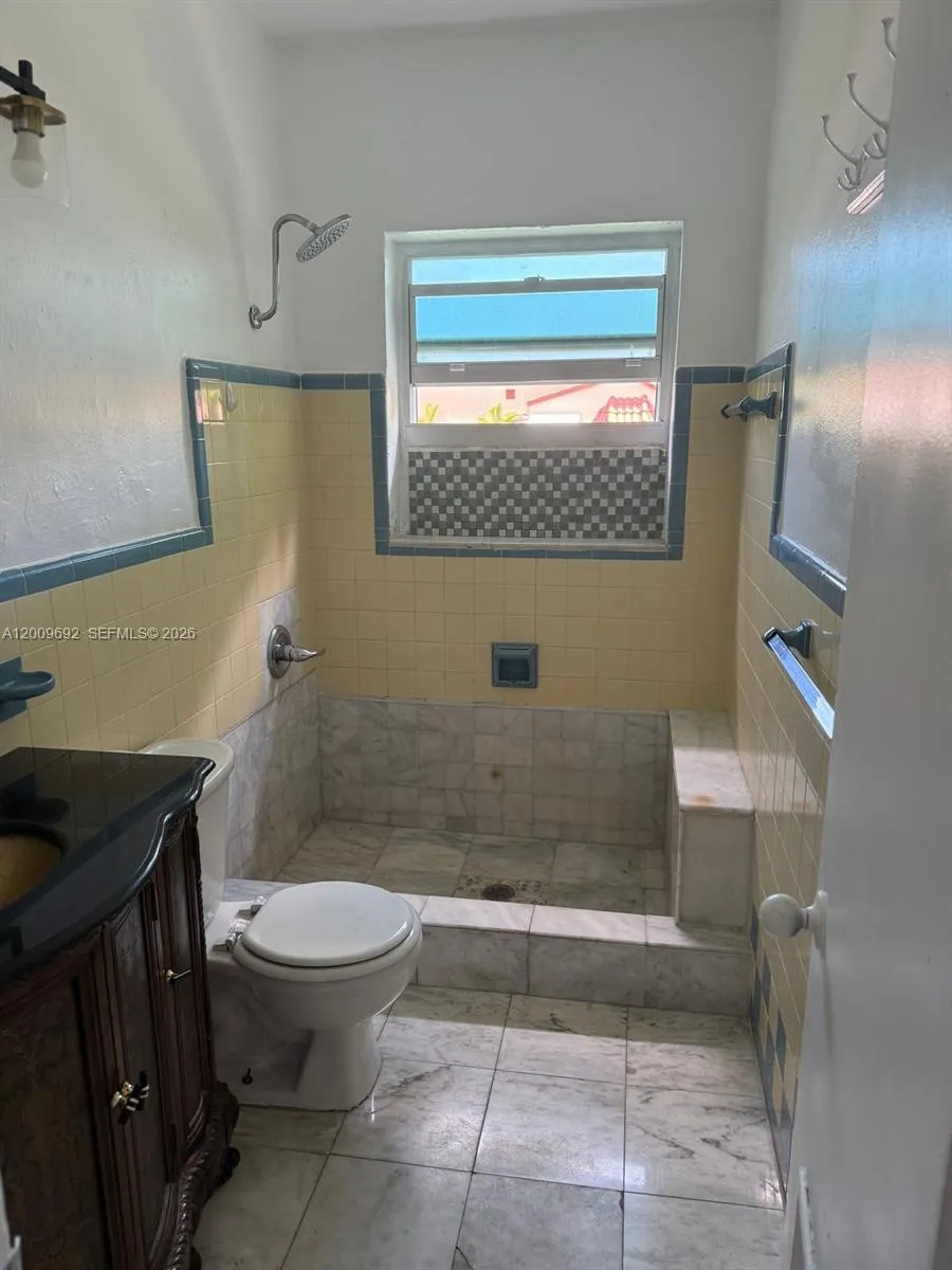 3100 Sw 13th St 1, Miami, Florida 33145, Miami, Florida 33145, 2 Bedrooms Bedrooms, ,1 BathroomBathrooms,Residential Lease,For Rent,3100 Sw 13th St 1, Miami, Florida 33145,A12009692