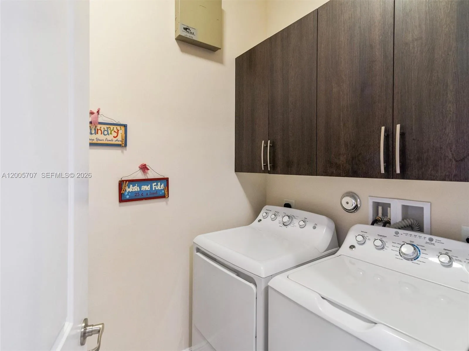 12417 Nw 17th Mnr, Pembroke Pines, Florida 33028, Pembroke Pines, Florida 33028, 4 Bedrooms Bedrooms, ,3 BathroomsBathrooms,Residential,For Sale,12417 Nw 17th Mnr, Pembroke Pines, Florida 33028,A12005707