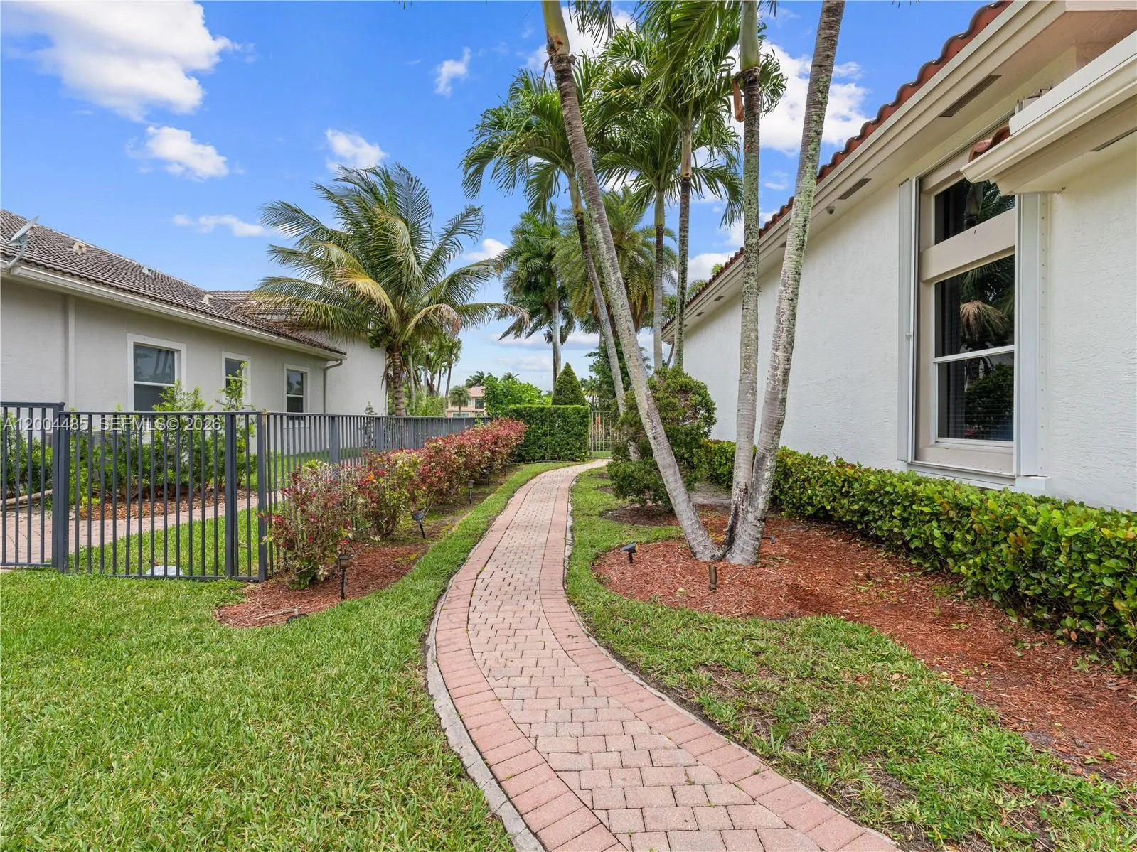 14857 Sw 38th St, Davie, Florida 33331, Davie, Florida 33331, 6 Bedrooms Bedrooms, ,5 BathroomsBathrooms,Residential,For Sale,14857 Sw 38th St, Davie, Florida 33331,A12004485