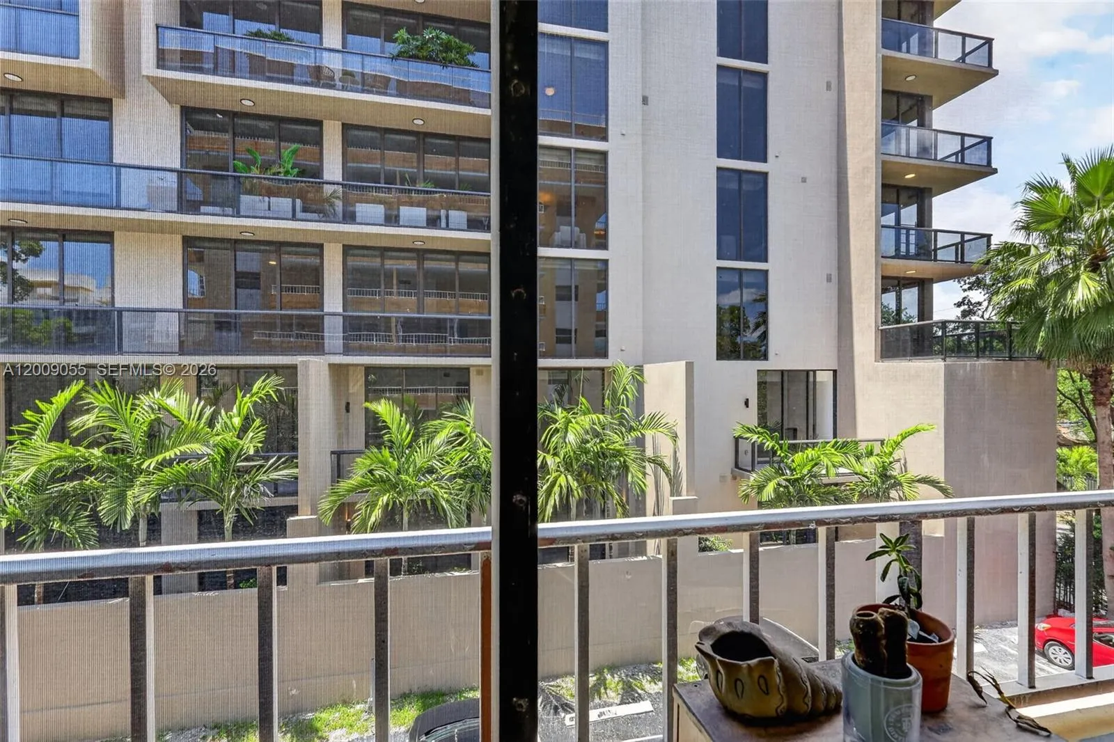 3304 Virginia St 3d, Miami, Florida 33133, Miami, Florida 33133, 2 Bedrooms Bedrooms, ,2 BathroomsBathrooms,Residential,For Sale,3304 Virginia St 3d, Miami, Florida 33133,A12009055