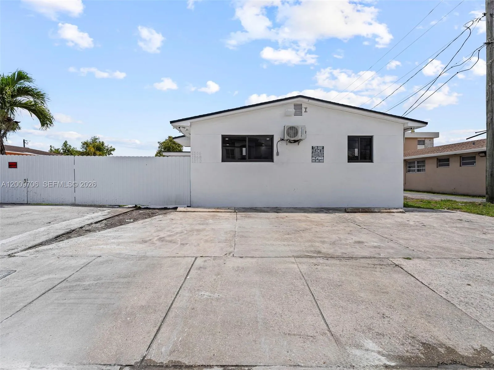 1366 W 29th St 1, Hialeah, Florida 33012, Hialeah, Florida 33012, 1 Bedroom Bedrooms, ,1 BathroomBathrooms,Residential Lease,For Rent,1366 W 29th St 1, Hialeah, Florida 33012,A12009706