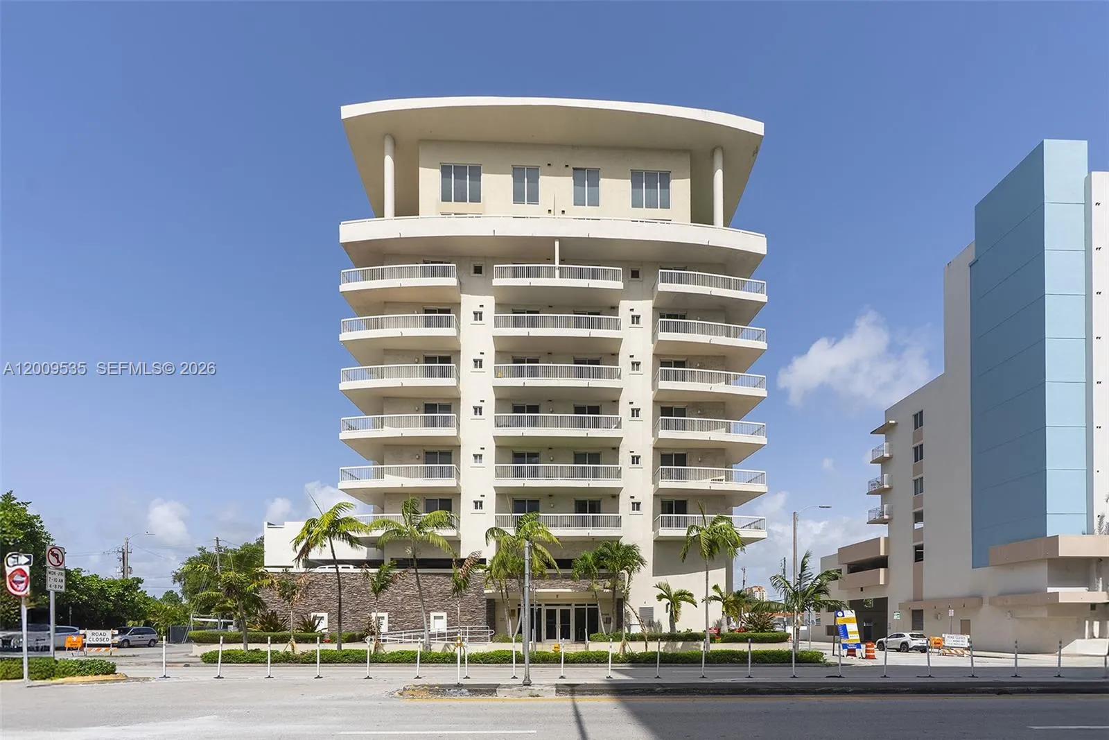 2400 Sw 27th Ave Ph-4, Miami, Florida 33145, Miami, Florida 33145, 3 Bedrooms Bedrooms, ,3 BathroomsBathrooms,Residential Lease,For Rent,2400 Sw 27th Ave Ph-4, Miami, Florida 33145,A12009535