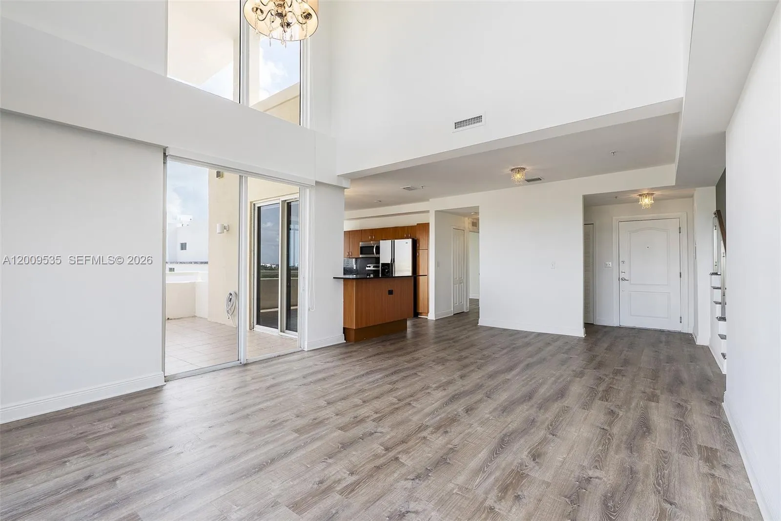 2400 Sw 27th Ave Ph-4, Miami, Florida 33145, Miami, Florida 33145, 3 Bedrooms Bedrooms, ,3 BathroomsBathrooms,Residential Lease,For Rent,2400 Sw 27th Ave Ph-4, Miami, Florida 33145,A12009535