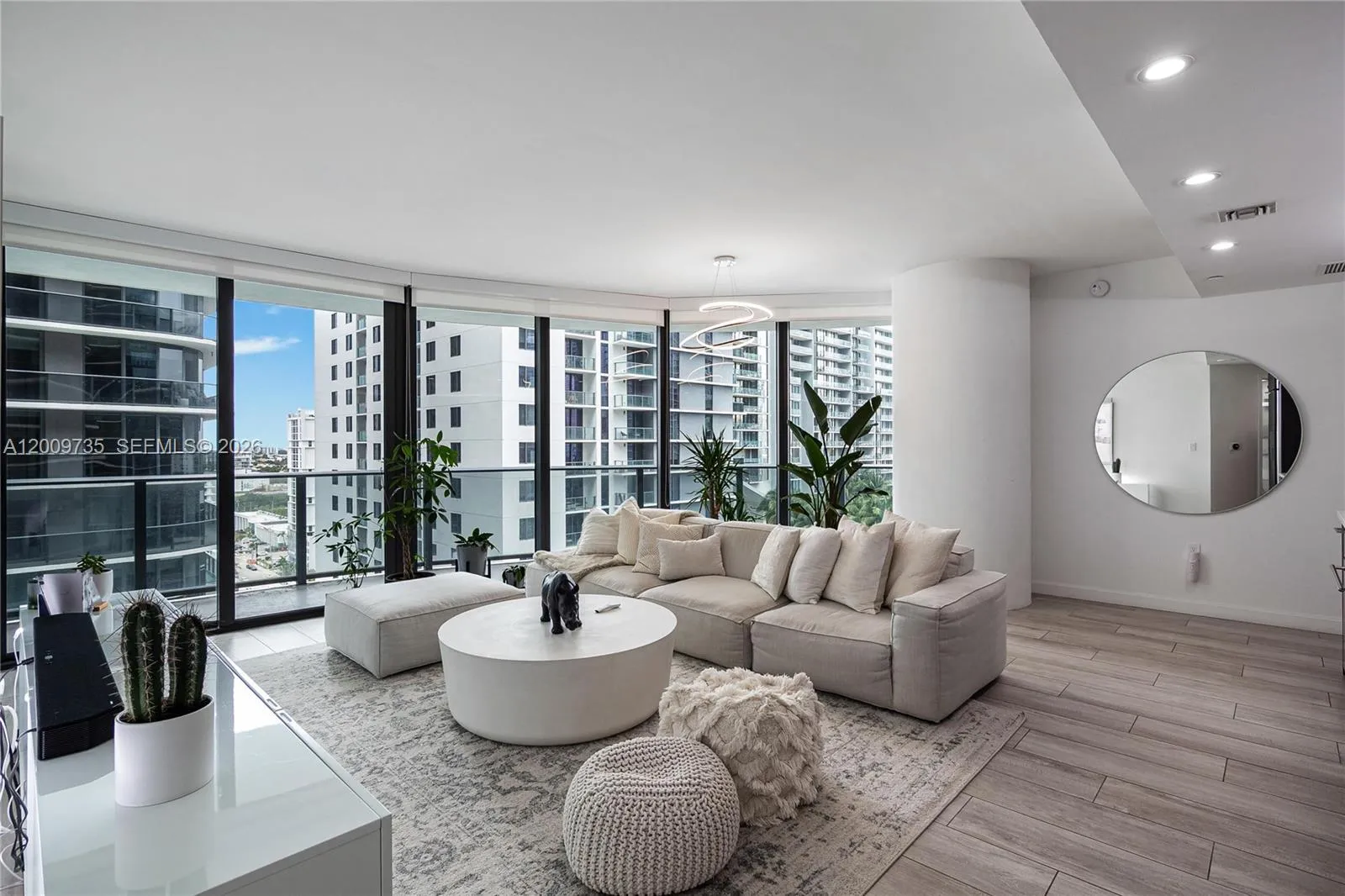 45 Sw 9th St 1508, Miami, Florida 33130, Miami, Florida 33130, 2 Bedrooms Bedrooms, ,2 BathroomsBathrooms,Residential Lease,For Rent,45 Sw 9th St 1508, Miami, Florida 33130,A12009735