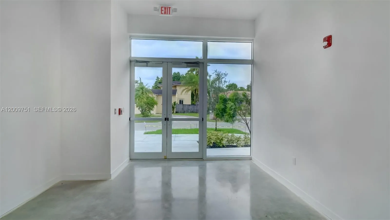 2010 Sw 25th Ter 404, Miami, Florida 33133, Miami, Florida 33133, 3 Bedrooms Bedrooms, ,2 BathroomsBathrooms,Residential Lease,For Rent,2010 Sw 25th Ter 404, Miami, Florida 33133,A12009751