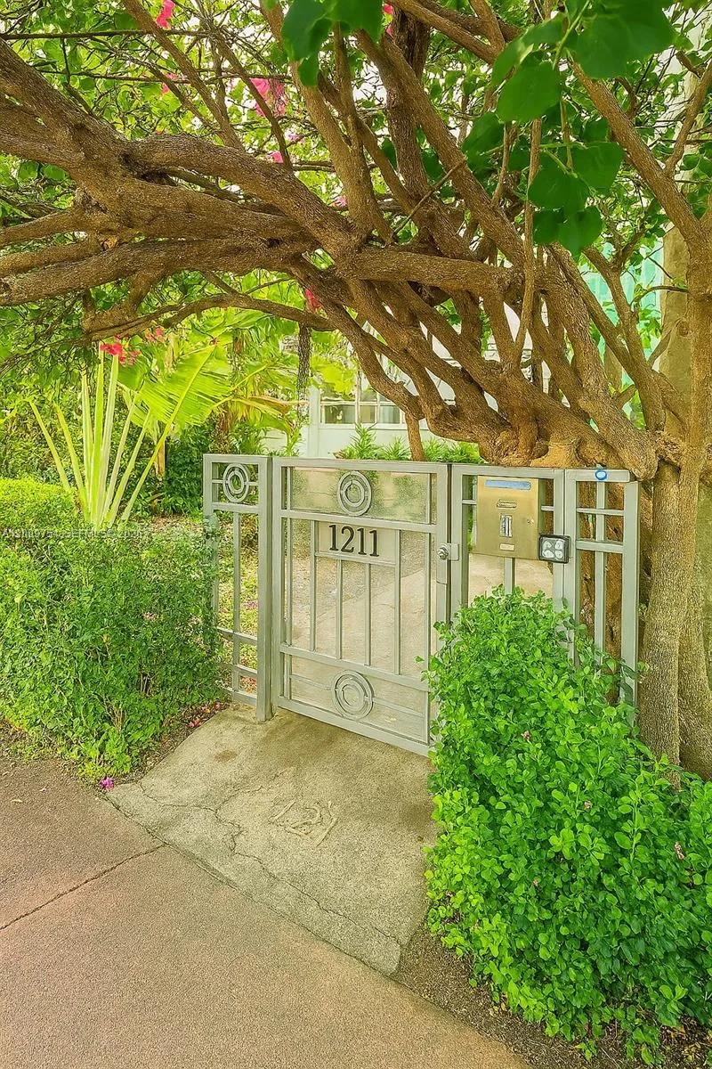 1211 Pennsylvania Ave B1, Miami Beach, Florida 331, Miami Beach, Florida 33139, 1 Bedroom Bedrooms, ,1 BathroomBathrooms,Residential,For Sale,1211 Pennsylvania Ave B1, Miami Beach, Florida 331,A12009754 1211 Pennsylvania Ave B1, Miami Beach, Florida 331, Miami Beach, Florida 33139, 1 Bedroom Bedrooms, ,1 BathroomBathrooms,Residential,For Sale,1211 Pennsylvania Ave B1, Miami Beach, Florida 331,A12009754