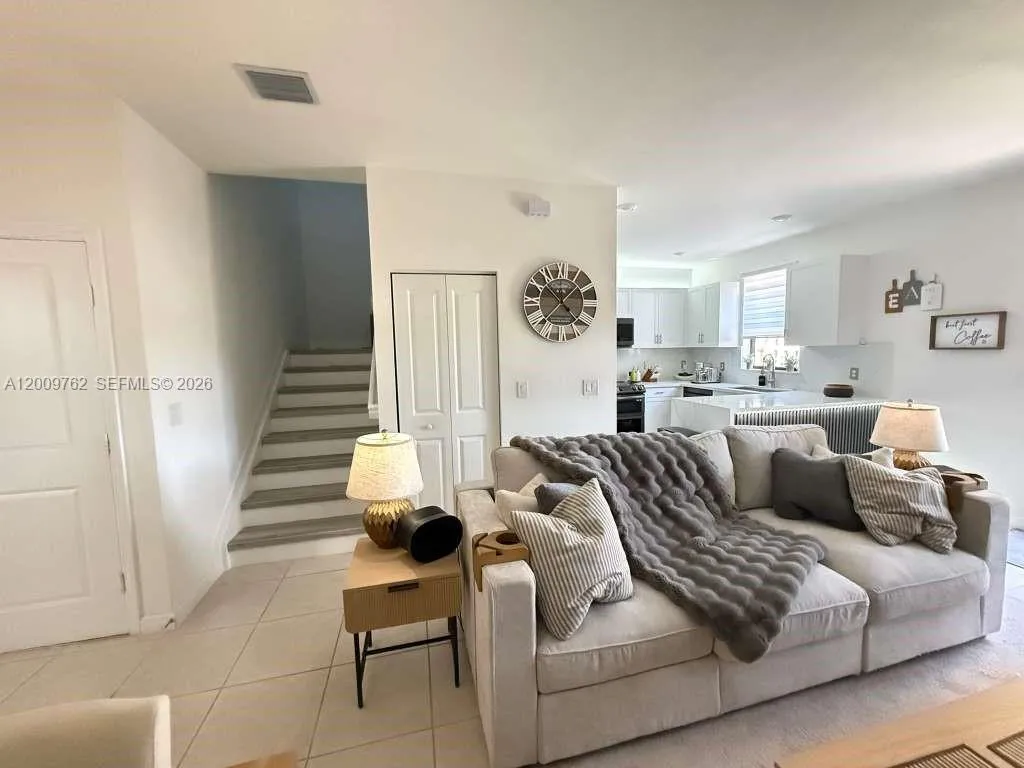 20917 Ne 8th Ave 20917, Miami, Florida 33179, Miami, Florida 33179, 3 Bedrooms Bedrooms, ,2 BathroomsBathrooms,Residential Lease,For Rent,20917 Ne 8th Ave 20917, Miami, Florida 33179,A12009762