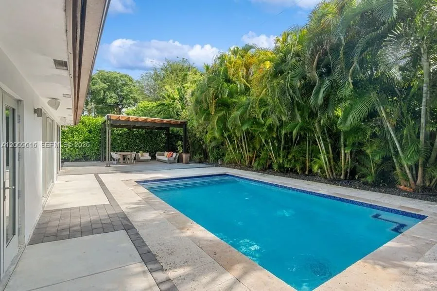 8215 Sw 63rd Pl 0, Miami, Florida 33143, Miami, Florida 33143, 4 Bedrooms Bedrooms, ,3 BathroomsBathrooms,Residential Lease,For Rent,8215 Sw 63rd Pl 0, Miami, Florida 33143,A12009616