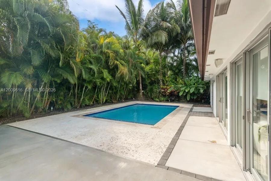 8215 Sw 63rd Pl 0, Miami, Florida 33143, Miami, Florida 33143, 4 Bedrooms Bedrooms, ,3 BathroomsBathrooms,Residential Lease,For Rent,8215 Sw 63rd Pl 0, Miami, Florida 33143,A12009616