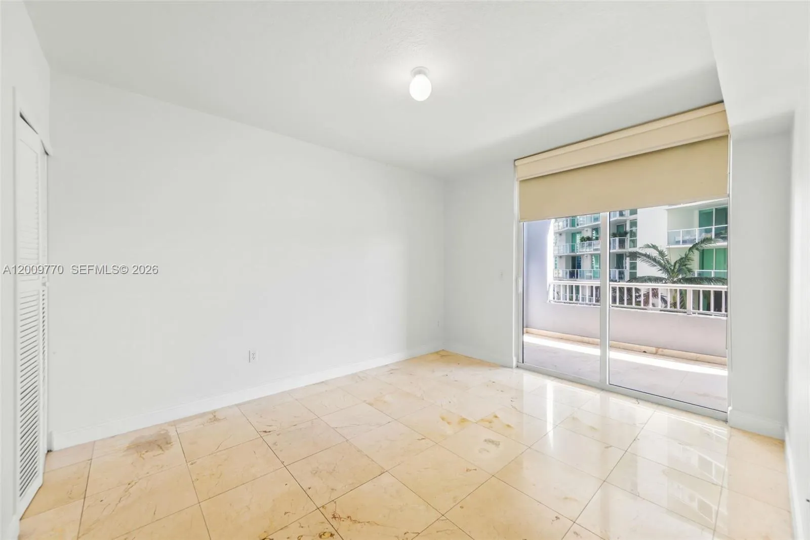 170 Se 14th St 1203, Miami, Florida 33131, Miami, Florida 33131, 1 Bedroom Bedrooms, ,1 BathroomBathrooms,Residential Lease,For Rent,170 Se 14th St 1203, Miami, Florida 33131,A12009770