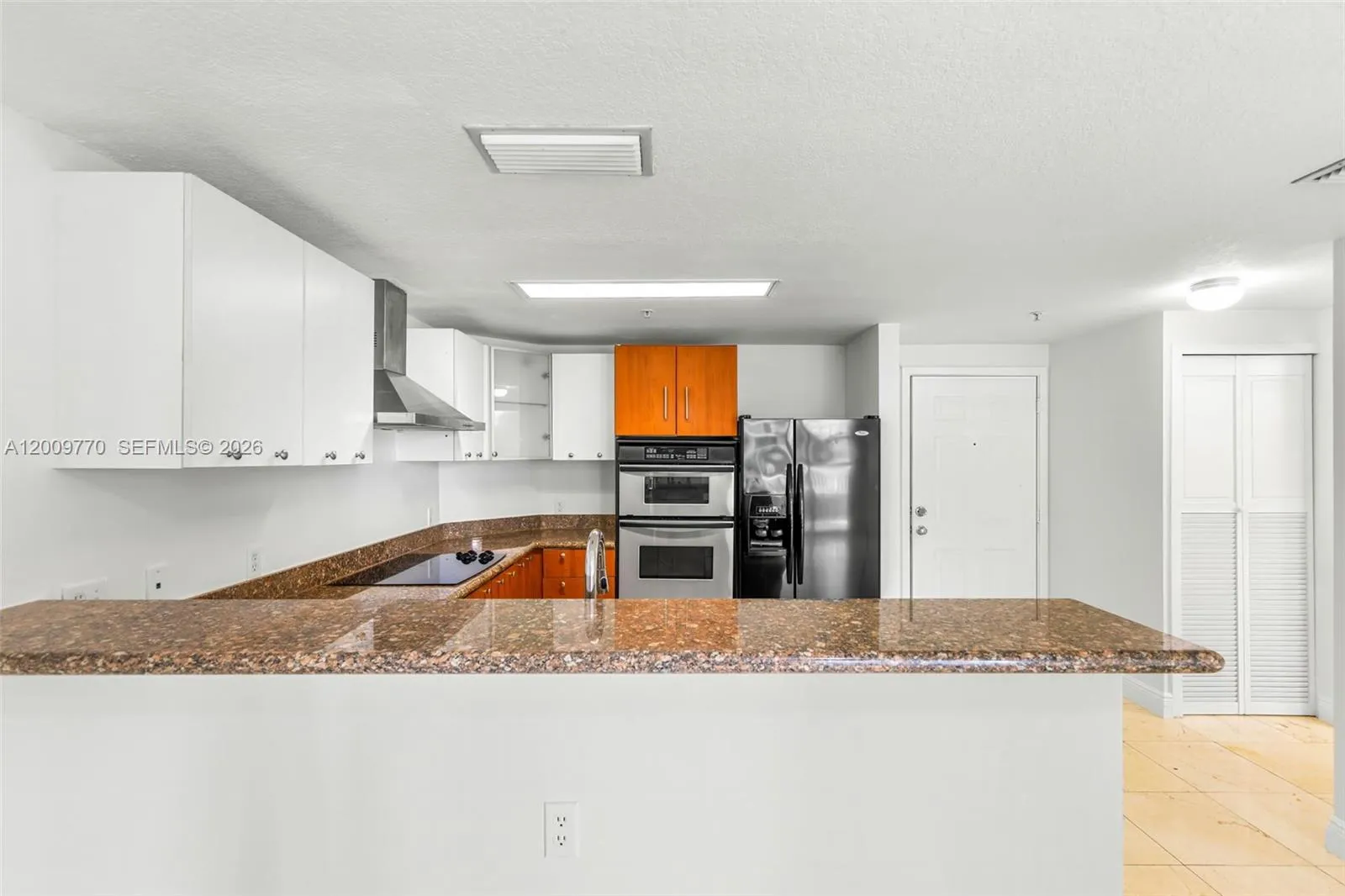 170 Se 14th St 1203, Miami, Florida 33131, Miami, Florida 33131, 1 Bedroom Bedrooms, ,1 BathroomBathrooms,Residential Lease,For Rent,170 Se 14th St 1203, Miami, Florida 33131,A12009770