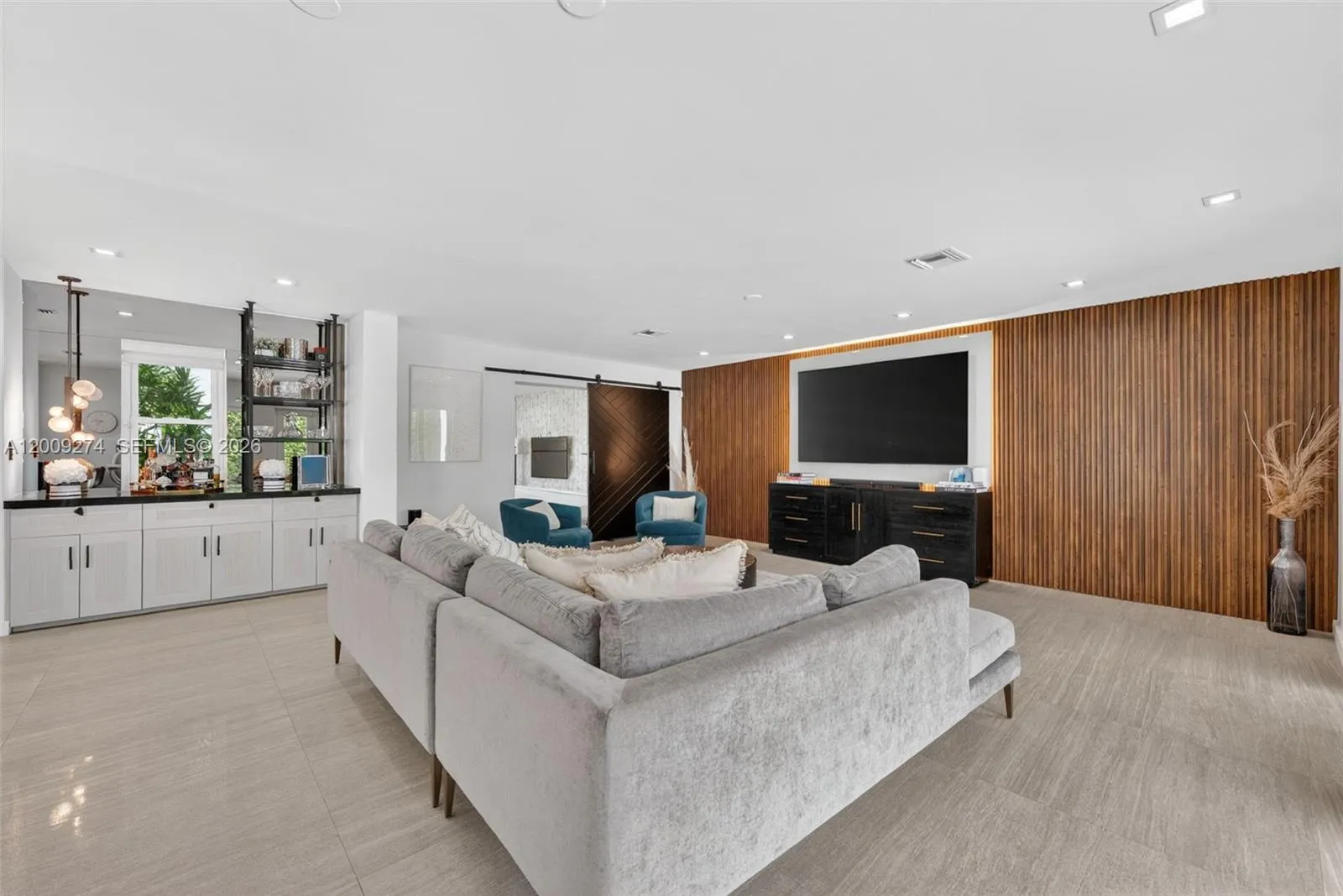 1865 Ne 197th Ter, Miami, Florida 33179, Miami, Florida 33179, 5 Bedrooms Bedrooms, ,4 BathroomsBathrooms,Residential Lease,For Rent,1865 Ne 197th Ter, Miami, Florida 33179,A12009274