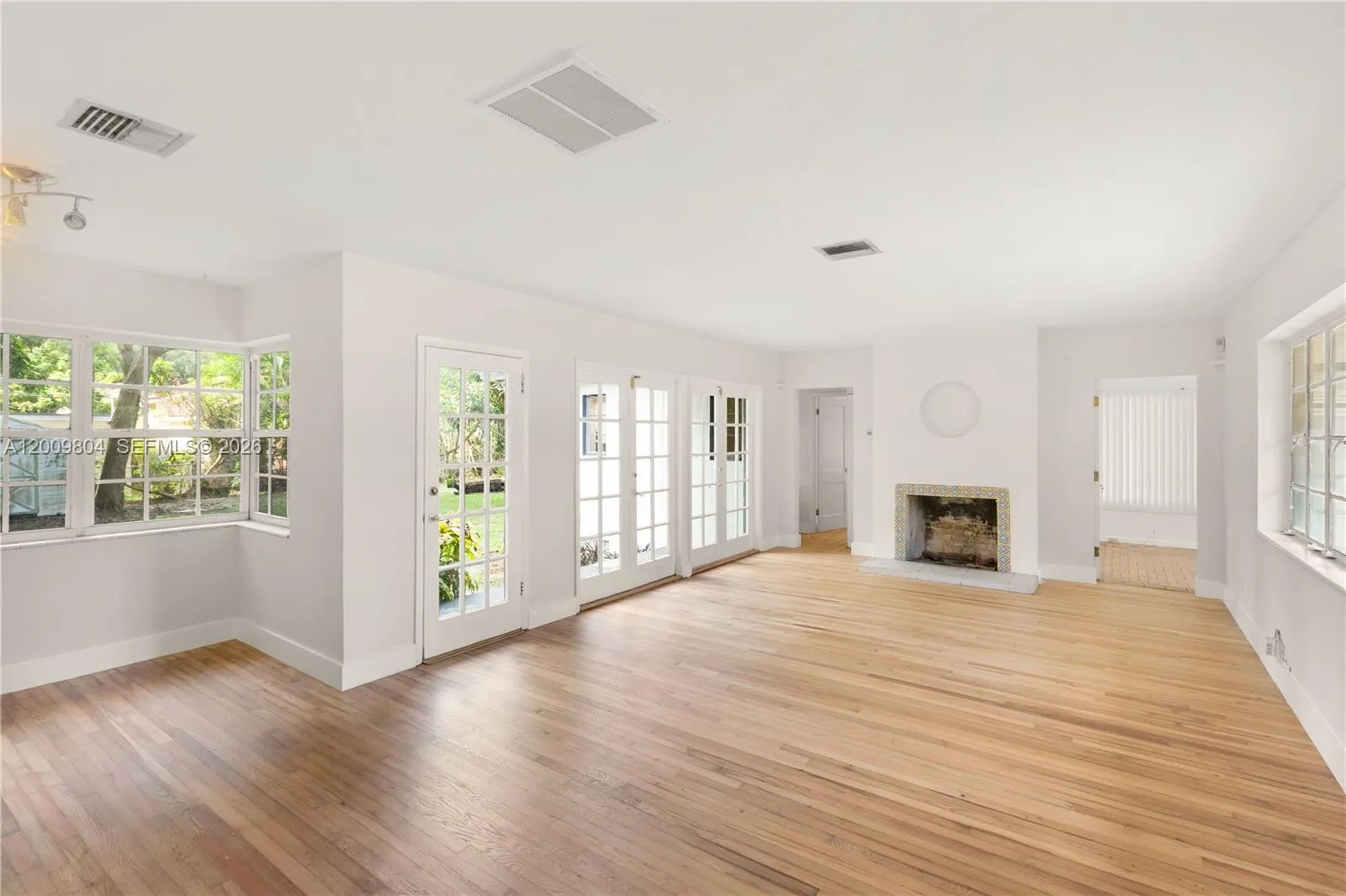 1431 Algeria Ave, Coral Gables, Florida 33134, Coral Gables, Florida 33134, 3 Bedrooms Bedrooms, ,1 BathroomBathrooms,Residential Lease,For Rent,1431 Algeria Ave, Coral Gables, Florida 33134,A12009804