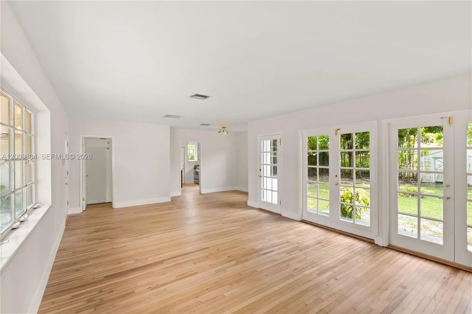 1431 Algeria Ave, Coral Gables, Florida 33134, Coral Gables, Florida 33134, 3 Bedrooms Bedrooms, ,1 BathroomBathrooms,Residential Lease,For Rent,1431 Algeria Ave, Coral Gables, Florida 33134,A12009804