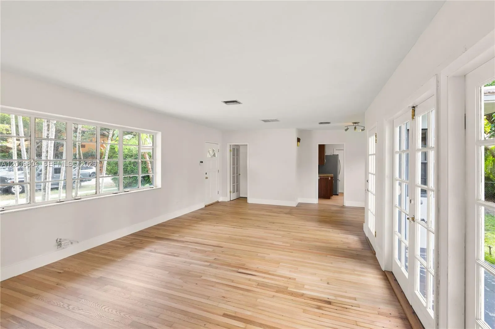 1431 Algeria Ave, Coral Gables, Florida 33134, Coral Gables, Florida 33134, 3 Bedrooms Bedrooms, ,1 BathroomBathrooms,Residential Lease,For Rent,1431 Algeria Ave, Coral Gables, Florida 33134,A12009804