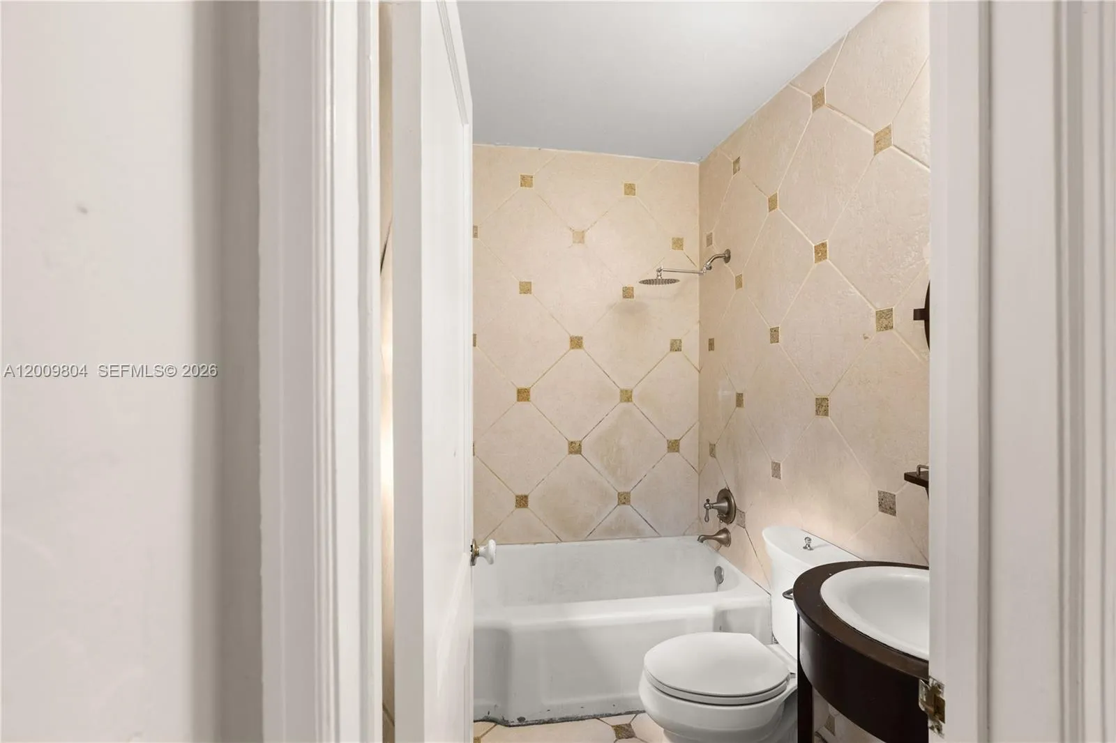 1431 Algeria Ave, Coral Gables, Florida 33134, Coral Gables, Florida 33134, 3 Bedrooms Bedrooms, ,1 BathroomBathrooms,Residential Lease,For Rent,1431 Algeria Ave, Coral Gables, Florida 33134,A12009804