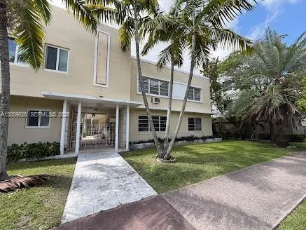 40 Salamanca Ave 8, Coral Gables, Florida 33134, Coral Gables, Florida 33134, 1 Bedroom Bedrooms, ,1 BathroomBathrooms,Residential Lease,For Rent,40 Salamanca Ave 8, Coral Gables, Florida 33134,A12009828