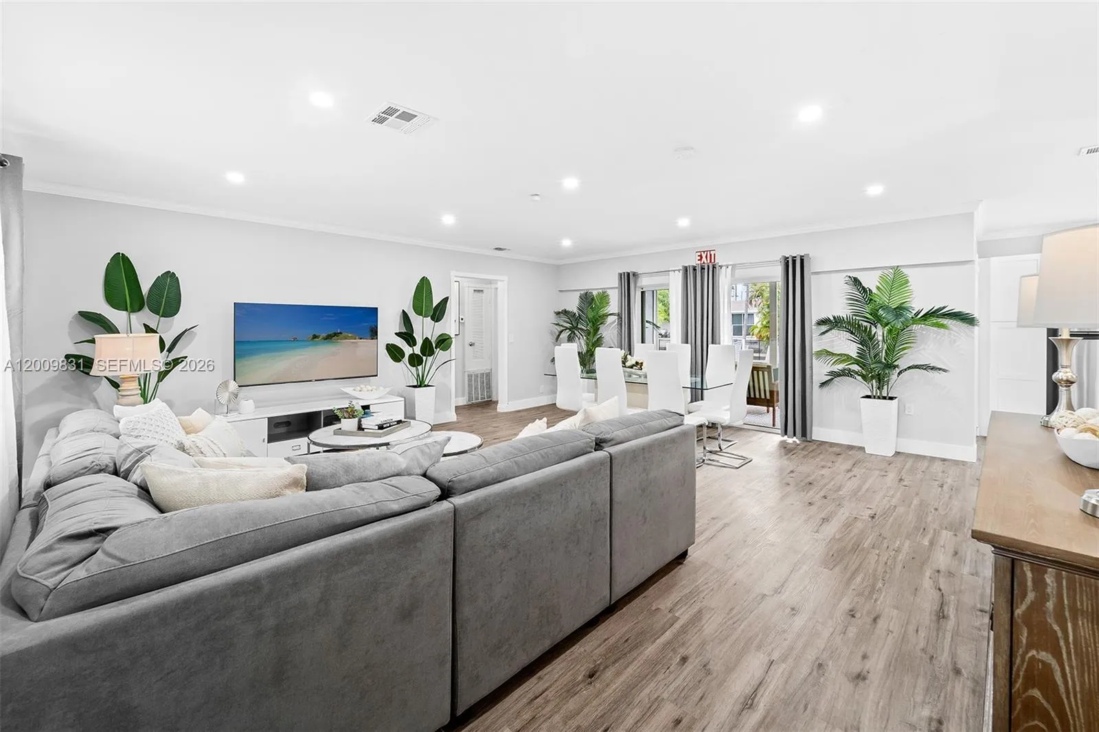 2005 Nw 37th St, Oakland Park, Florida 33309, Oakland Park, Florida 33309, 5 Bedrooms Bedrooms, ,3 BathroomsBathrooms,Residential,For Sale,2005 Nw 37th St, Oakland Park, Florida 33309,A12009831