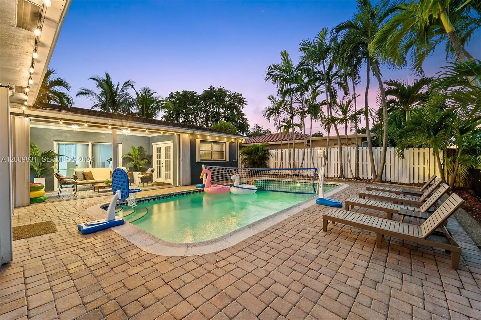 2005 Nw 37th St, Oakland Park, Florida 33309, Oakland Park, Florida 33309, 5 Bedrooms Bedrooms, ,3 BathroomsBathrooms,Residential,For Sale,2005 Nw 37th St, Oakland Park, Florida 33309,A12009831