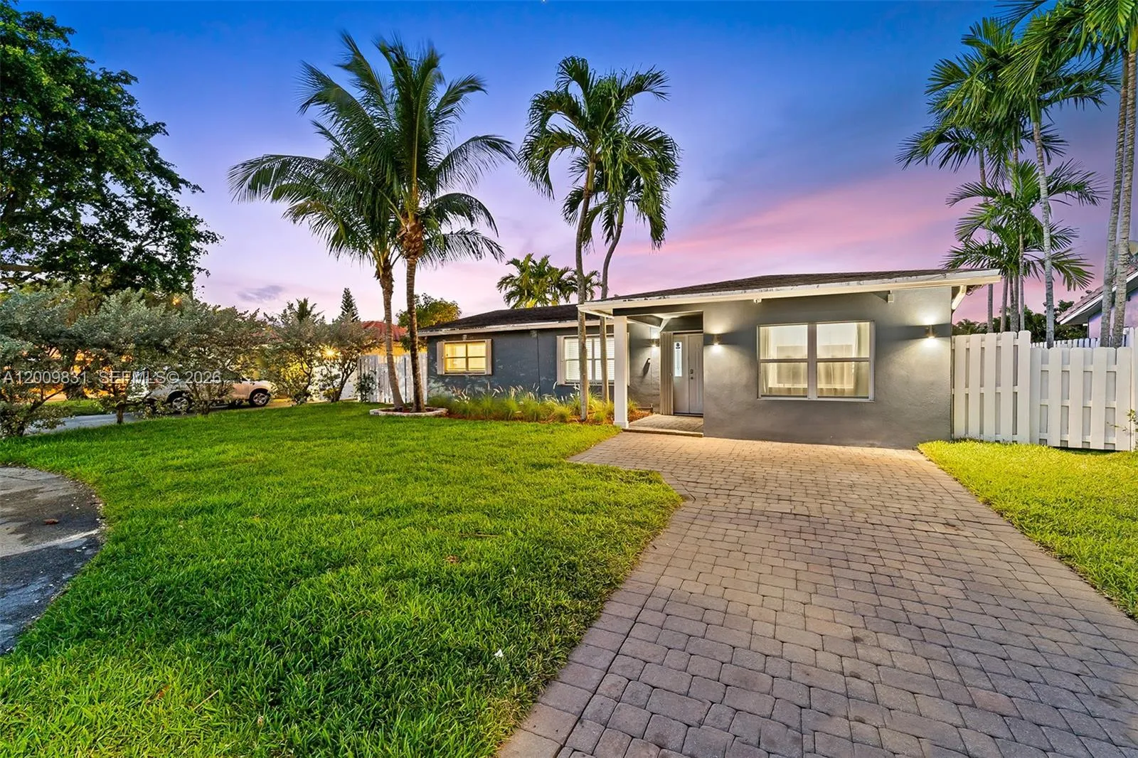 2005 Nw 37th St, Oakland Park, Florida 33309, Oakland Park, Florida 33309, 5 Bedrooms Bedrooms, ,3 BathroomsBathrooms,Residential,For Sale,2005 Nw 37th St, Oakland Park, Florida 33309,A12009831