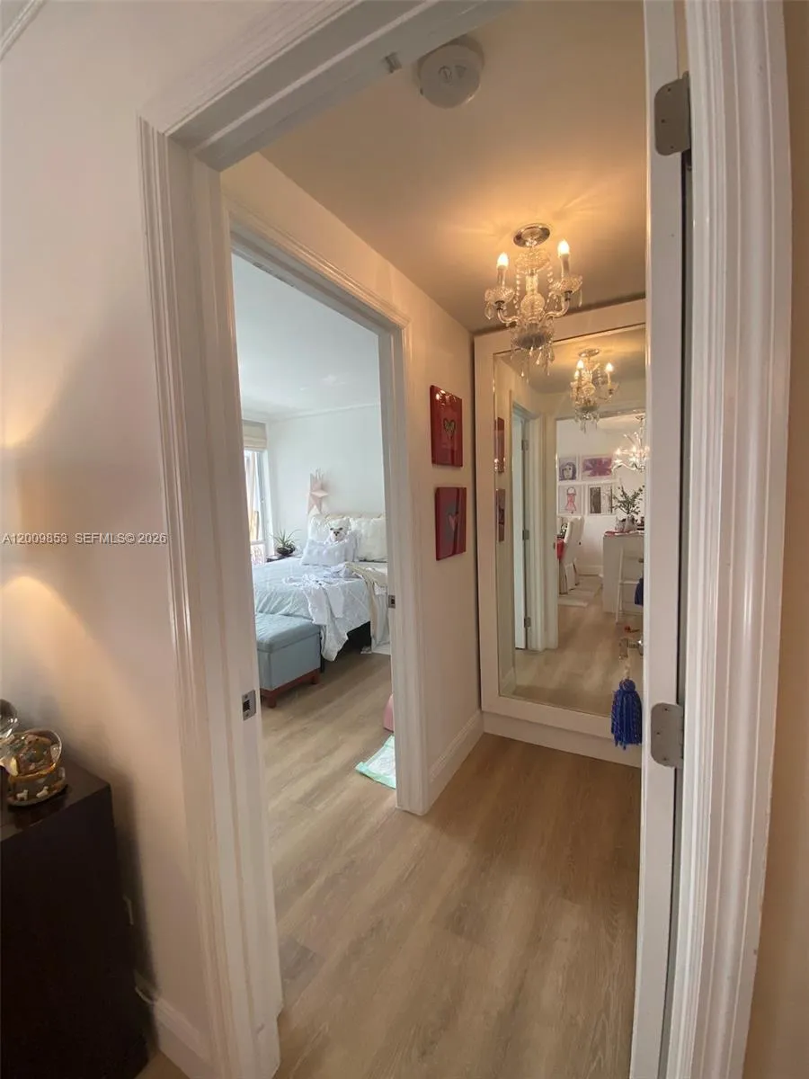 700 Biltmore Way 504, Coral Gables, Florida 33134, Coral Gables, Florida 33134, 1 Bedroom Bedrooms, ,1 BathroomBathrooms,Residential,For Sale,700 Biltmore Way 504, Coral Gables, Florida 33134,A12009853