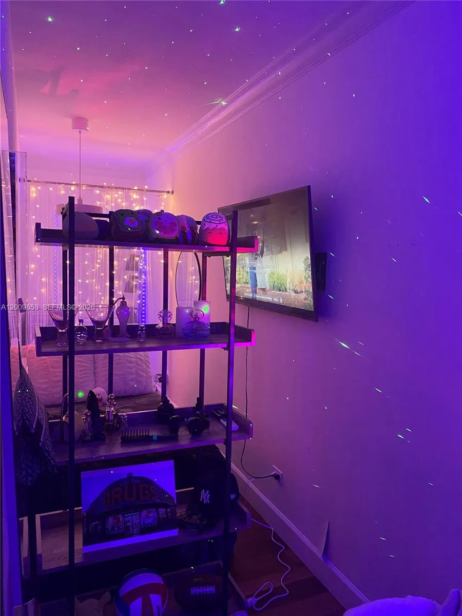 700 Biltmore Way 504, Coral Gables, Florida 33134, Coral Gables, Florida 33134, 1 Bedroom Bedrooms, ,1 BathroomBathrooms,Residential,For Sale,700 Biltmore Way 504, Coral Gables, Florida 33134,A12009853