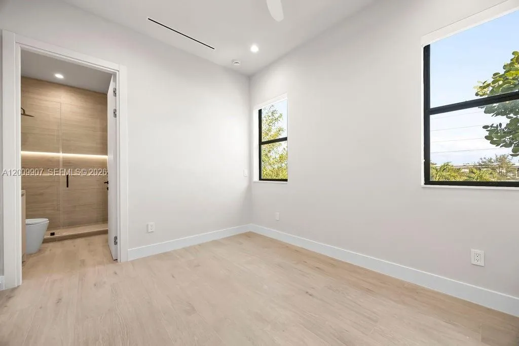 1137 Ne 11th Ave, Fort Lauderdale, Florida 33301, Fort Lauderdale, Florida 33301, 4 Bedrooms Bedrooms, ,3 BathroomsBathrooms,Residential,For Sale,1137 Ne 11th Ave, Fort Lauderdale, Florida 33301,A12009907