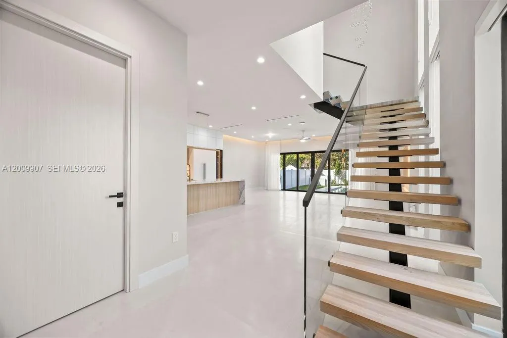 1137 Ne 11th Ave, Fort Lauderdale, Florida 33301, Fort Lauderdale, Florida 33301, 4 Bedrooms Bedrooms, ,3 BathroomsBathrooms,Residential,For Sale,1137 Ne 11th Ave, Fort Lauderdale, Florida 33301,A12009907